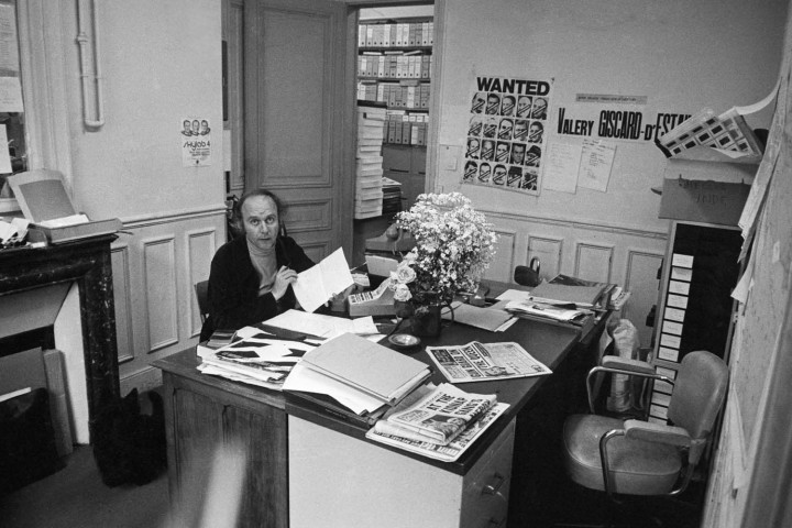 1973 - Alain Nogues dans les bureau de l'agence APIS-Sygma © Jean-Pierre Laffont