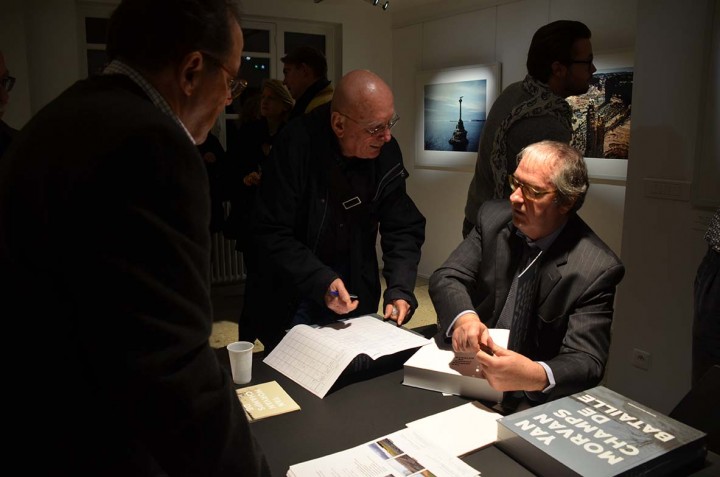 Paris le 9 nov 2015, Vernissage de l'exposition Champs de bataille de Yan Morvan et sortie du livre du même titre aux Editions PhotosynthèsePhotographie ©Geneviève Delalot